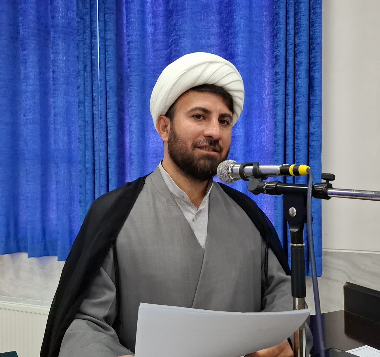 آموزش، کلید نهادینه‌سازی فرهنگ امر به معروف است.